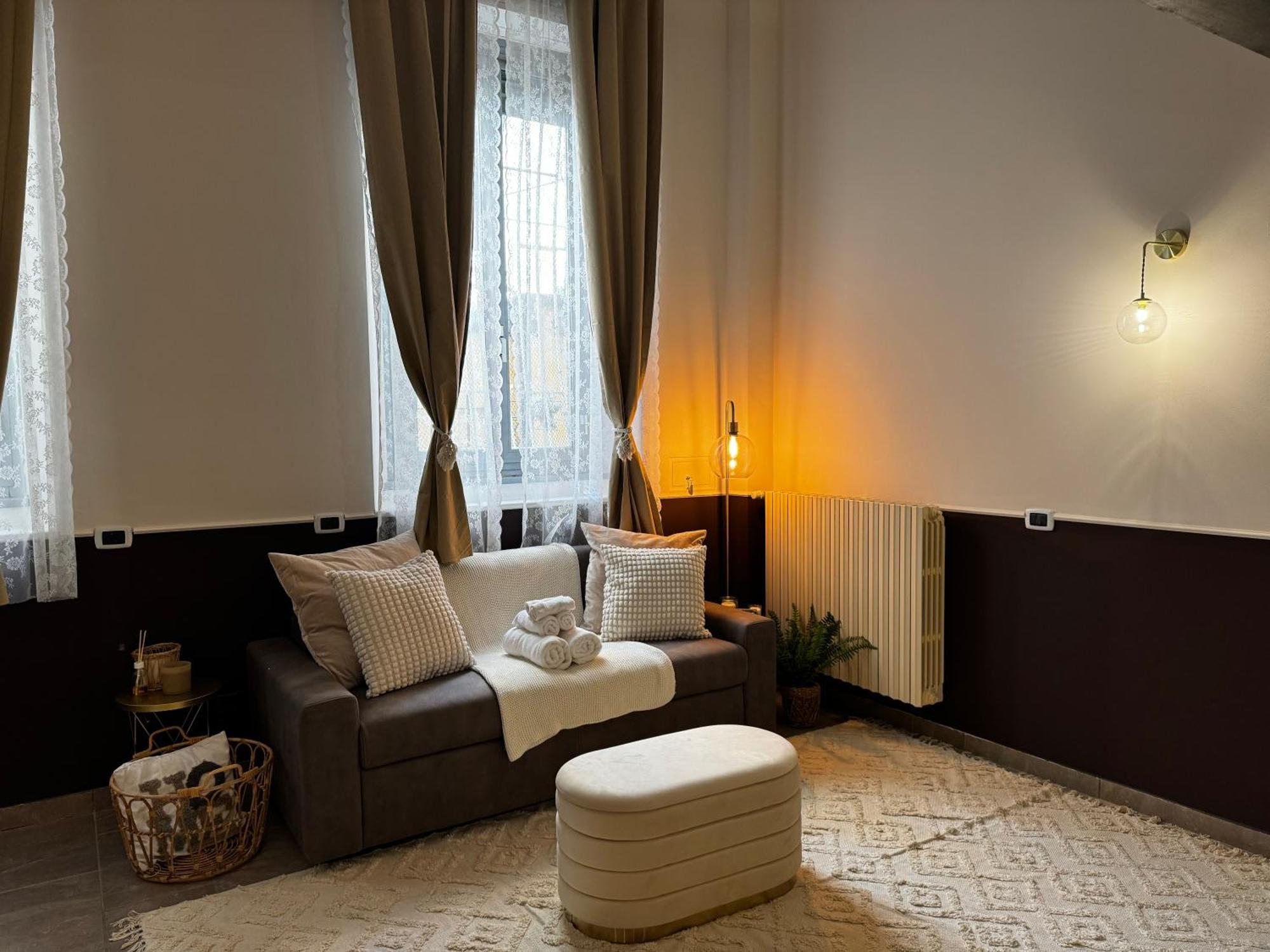 דירות Regina Milano In Verona - Sky Tv, Wifi E Breakfast Box מראה חיצוני תמונה